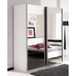 armoire de chambre avec glace