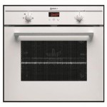 four encastrable indesit blanc