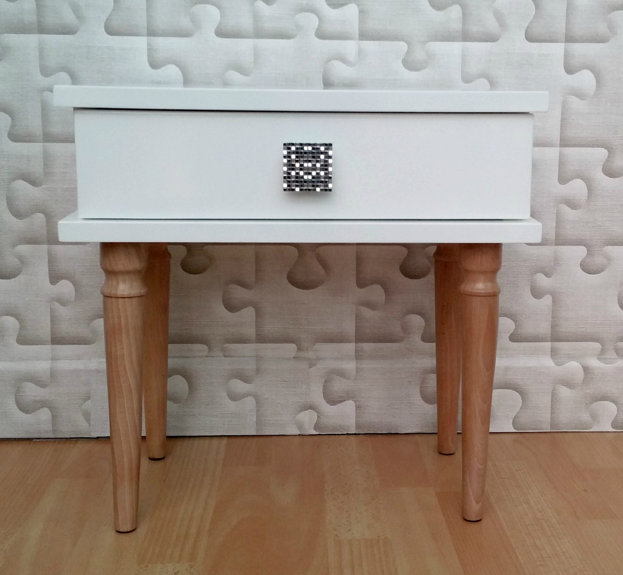 Tables, Consoles, Table de chevet pour les nouveaux réalistes, Page 26,