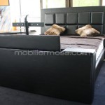 pied de lit tv integre