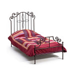 lit d'une personne adulte