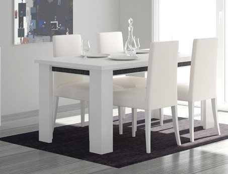table a manger design italien