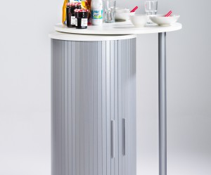 buffet de cuisine avec plateau de table pivotant