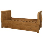 lit une personne bois