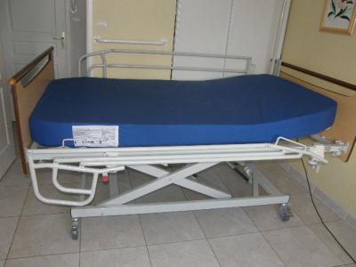 lit electrique personne forte