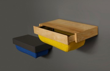 table de chevet fixee au mur