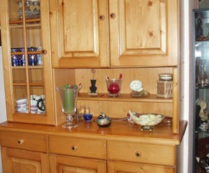 buffet de cuisine en pin