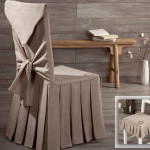 galette de chaise avec un gros noeud