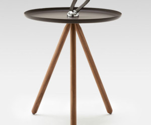 table d'appoint noyer