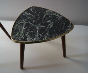 table d'appoint formica