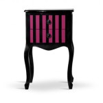 table de chevet fushia