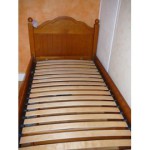 lit une personne camif