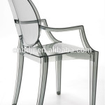 chaise de salle a manger en plastique