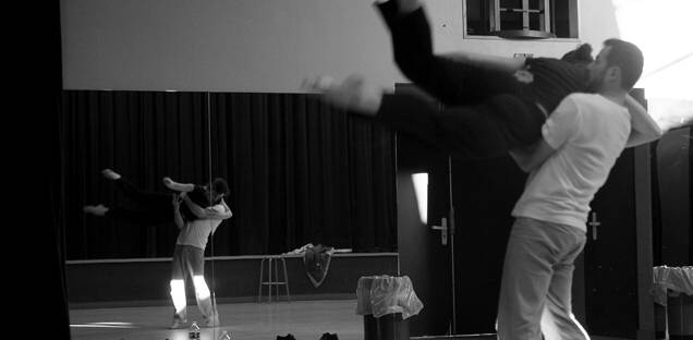 pieds de lit qui grincent