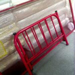 lit 1 personne rouge