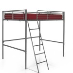 lit deux personnes en hauteur