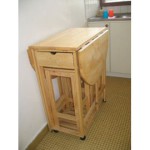 table desserte et tabourets