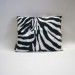 coussin deco blanc et noir